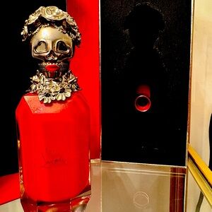 LOUBIKISS! 3 0Z. / 90 ml FULL COLLECTORS ITEM PERFUM FROM CHRISTIAN LOUBOUTIN ✨
